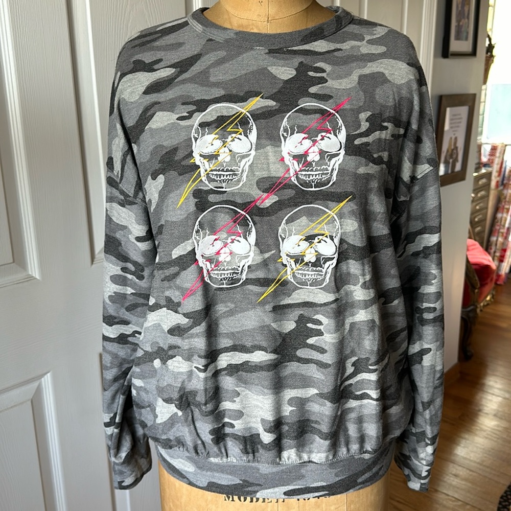 Blue Buttercup Camo Sweater size: S